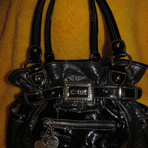 CLASSIC BLACK KATHY VAN ZEELAND PURSE-CHARMS-SHINY-POCKETS-VEGAN-PERFECT! - Picture 6 of 14